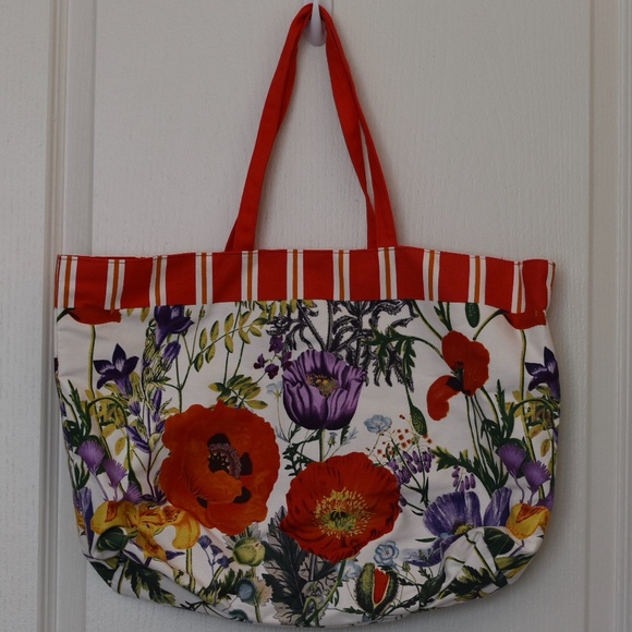 Estee Lauder Handbags - NWOT Estee Lauder Open Top Tote Bag